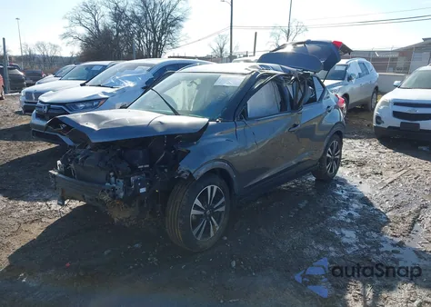 2019 Nissan Kicks Sv z USA, uszkodzony, nr VIN 3N1CP5CU4KL510218